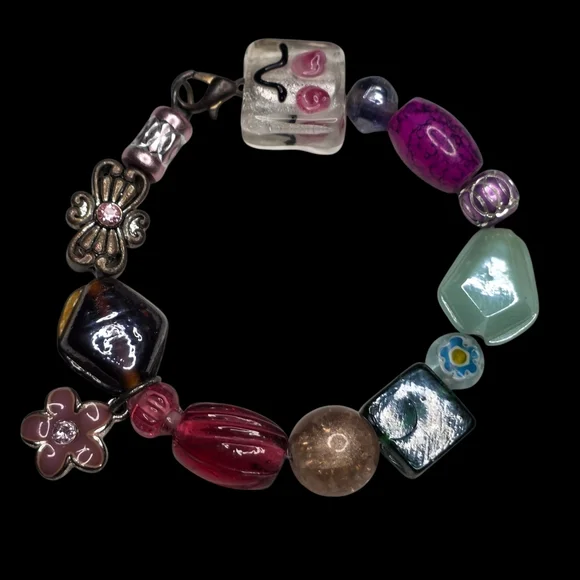 Vintage Artisan Hand Crafted Assorted Mixed Handmade Art Glass Beaded Bracelet - Picture 2 of 9